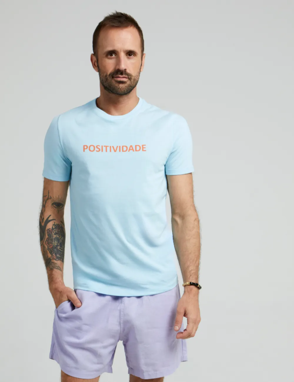 T-Shirt Positividade - Azul Claro